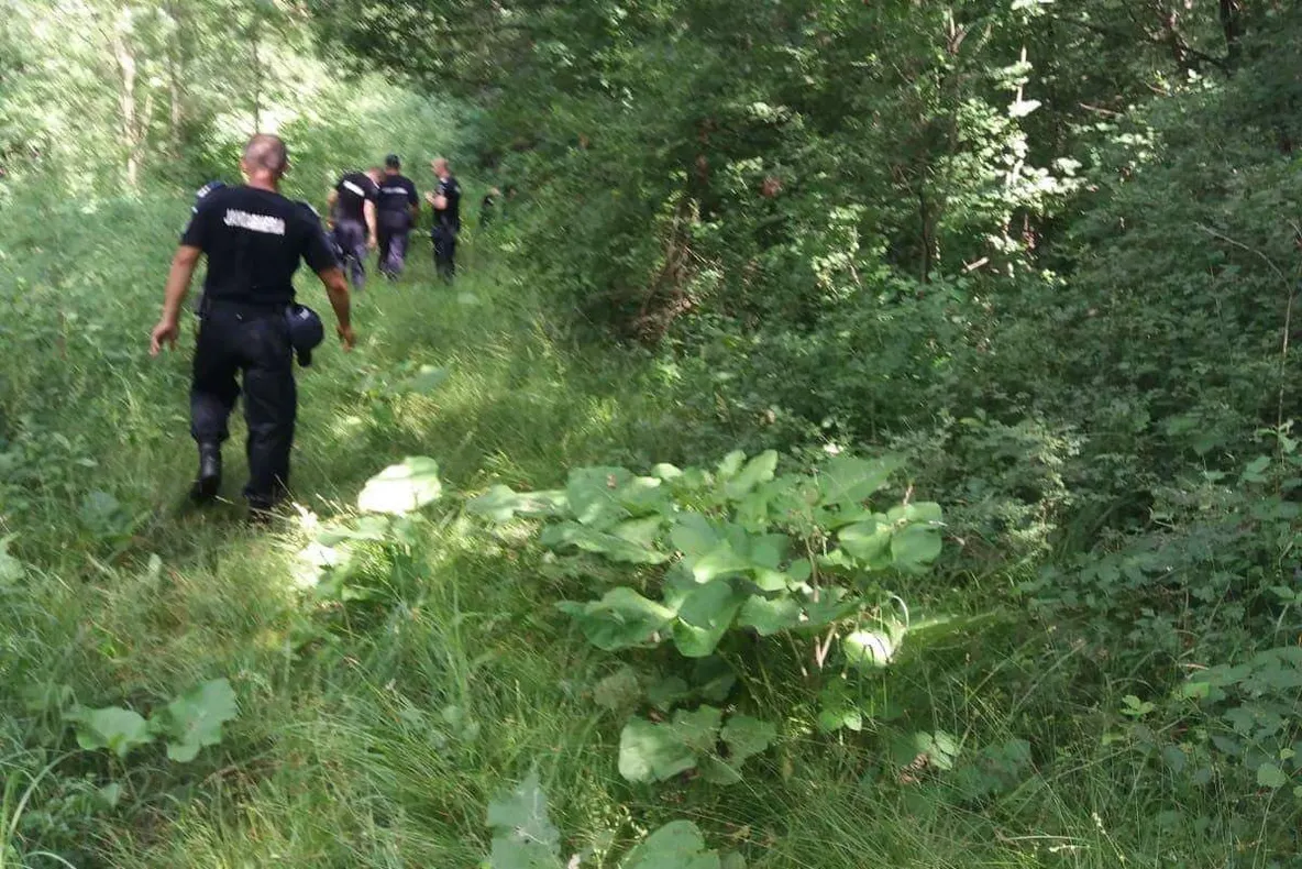 Anchetă socială în cazul copilului fugit de acasă şi găsit, după trei zile, în podul casei