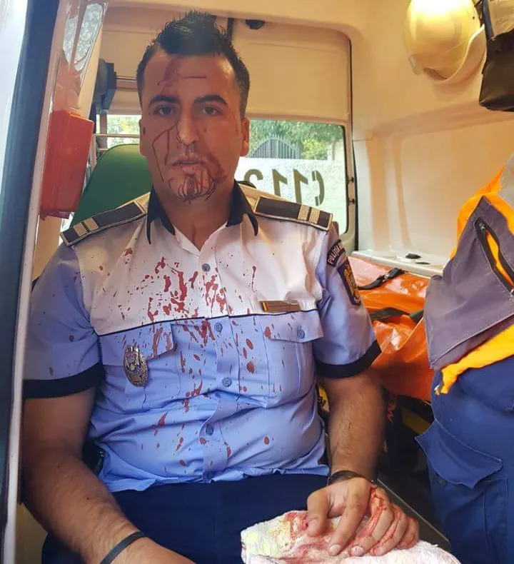 Şoferul din Craiova care a bătut un poliţist în trafic, reţinut