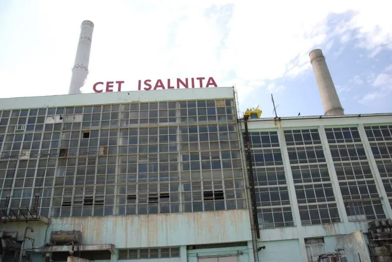 Energeticienii de la SE Ișalnița din Dolj, nemulțumiți de condițiile de muncă. „Ajunge cât am muncit pe salarii mici și sarcini mari”