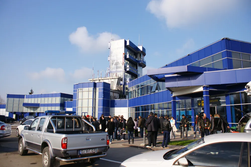 Un bărbat din Olt, condamnat la închisoare, prins în Aeroportul Craiova