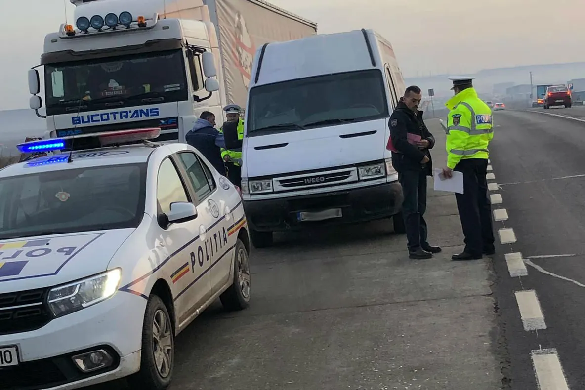 Dolj: Amenzi pentru transportatorii de mărfuri și de persoane. Unora li s-a ridicat permisul de conducere