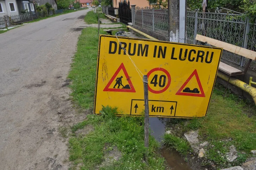 Patru constructori vor să reabiliteze drumul de la Craiova la Cetate, lucrare finanţată cu bani europeni