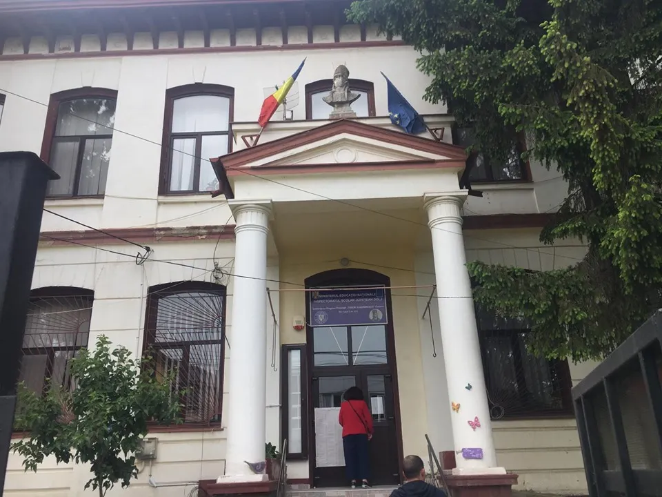 Șantiere în mai multe școli și licee din Craiova