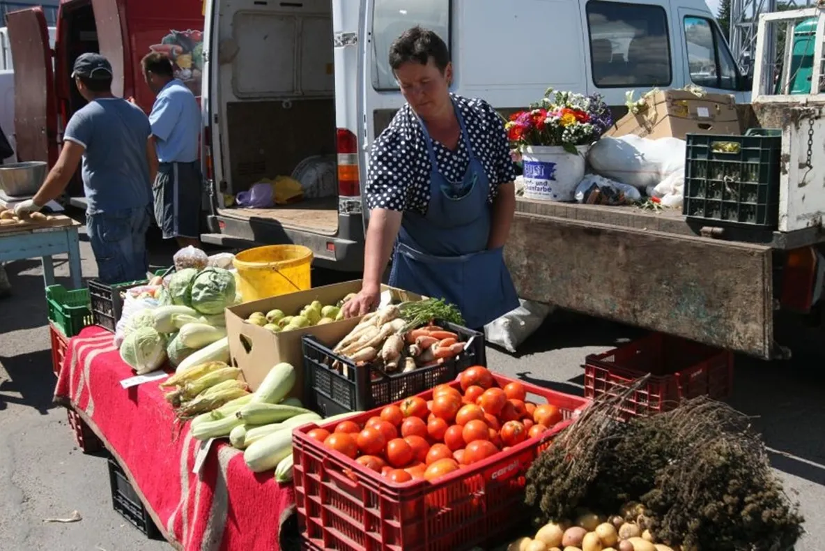 Piaţa Volantă revine în centrul Craiovei. Ce produse puteţi găsi