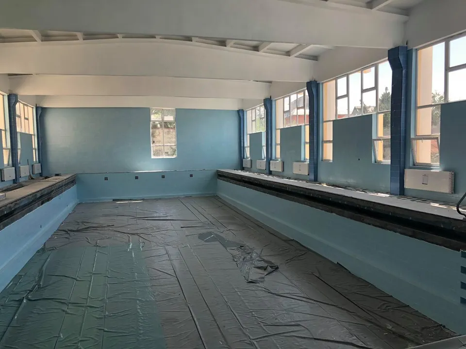 Bazinul de înot de la „Carol” și stadionul de atletism, speranțe pentru revitalizarea sportului de masă la Craiova