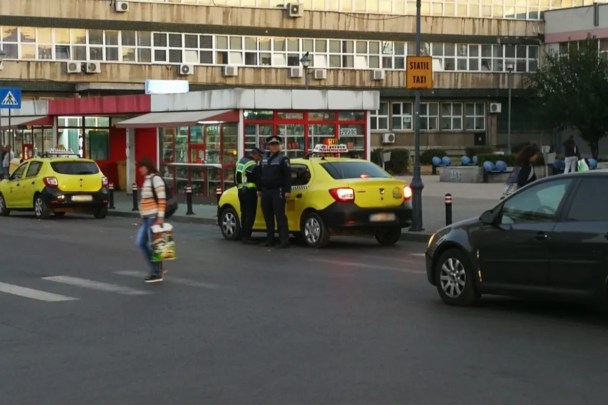 Razie de amploare a polițiștilor doljeni în stațiile CFR. VIDEO