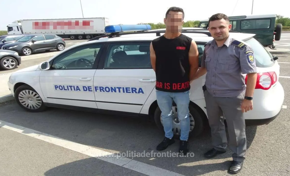 Prins cu pașaportul fals la Frontiera Calafat