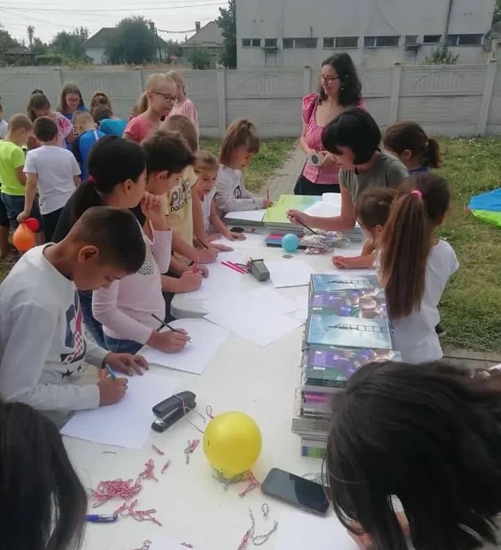 Proiect amplu pentru peste 500 de copii din Dolj. Organizatoarea promite activități sportive, de lectură și distracție