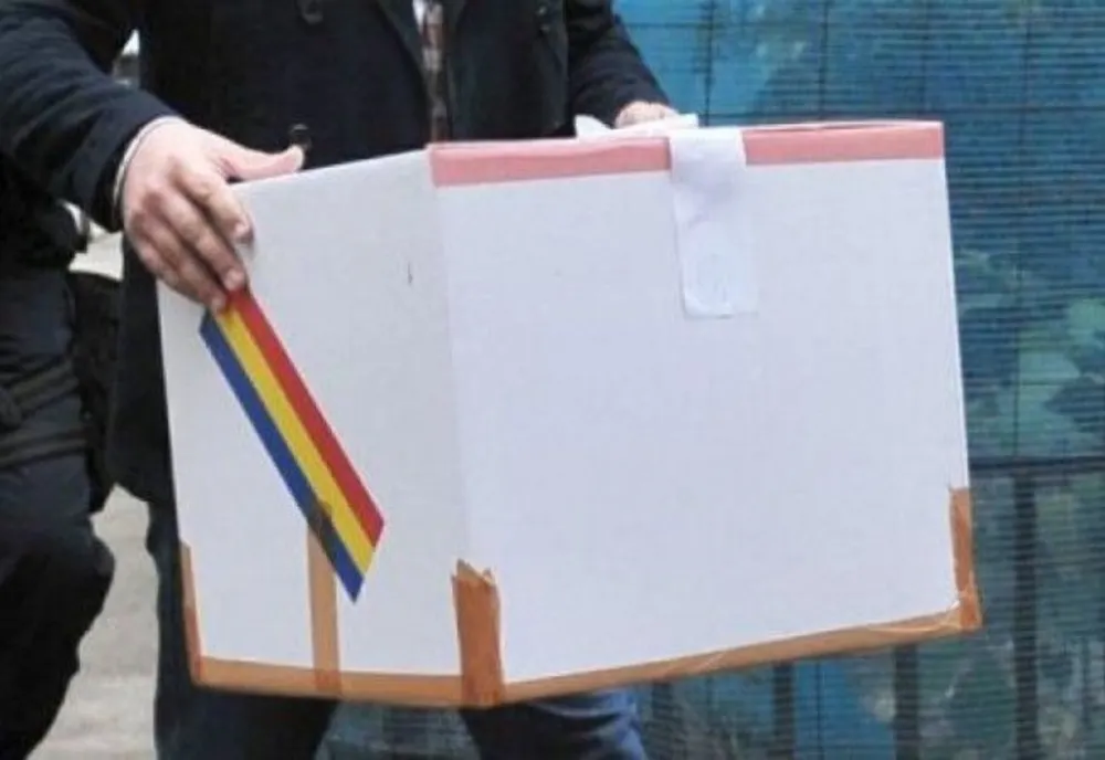 Peste 300 de pacienți ai Spitalului Județean de Urgență Craiova votează cu urna mobilă