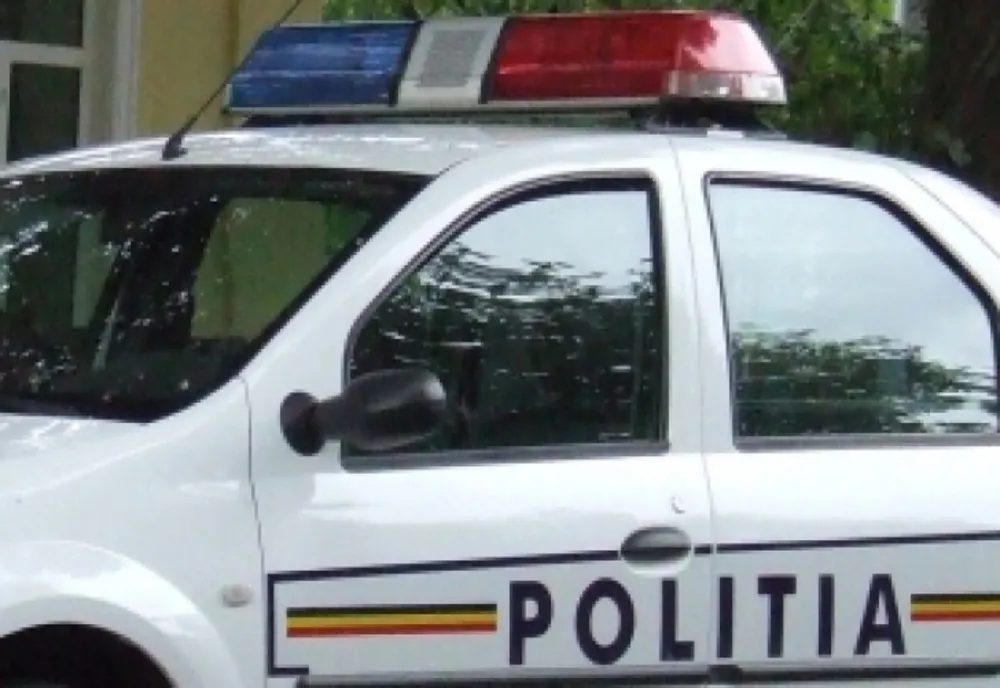 Doljean reținut, după ce a furat bani dintr-o mașină