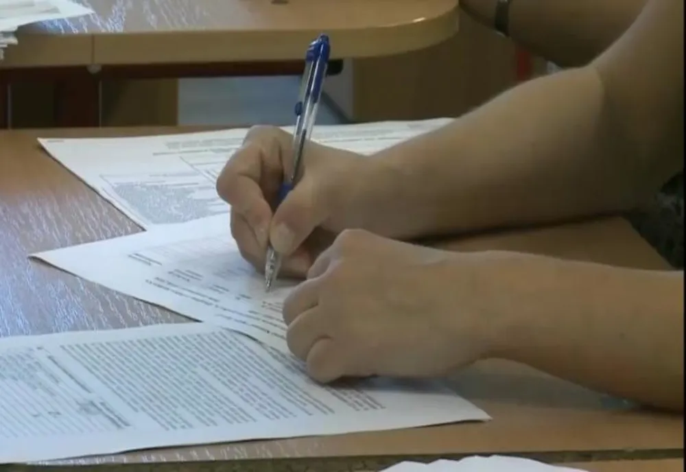 Dolj: Aproximativ 11.000 de elevi vor susţine Evaluarea Naţională şi Bacalaureatul. Au început pregătirea la şcoală