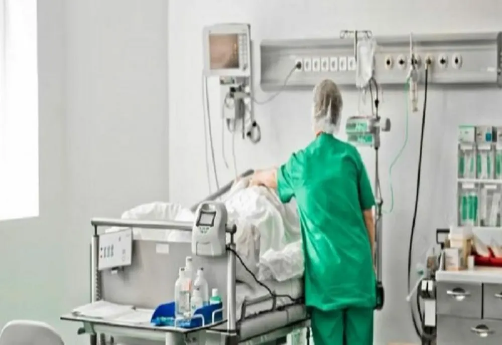 Situaţia critică la ATI Craiova, continuă: 14 pacienţi aşteaptă transferul, dar nu au locuri