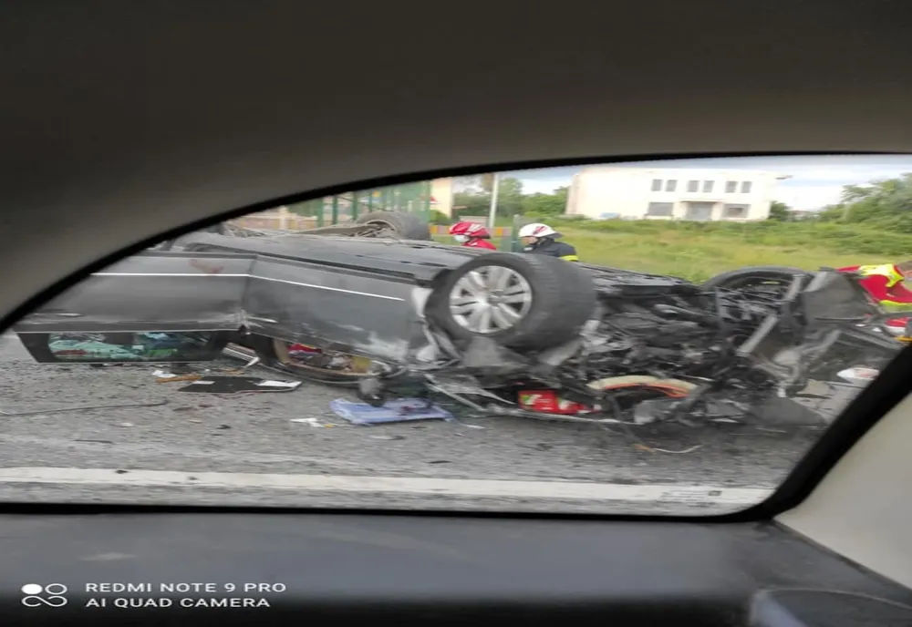 VIDEO | Un copil a murit într-un accident rutier, în judeţul Dolj