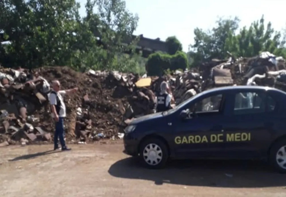 Amendă pentru firma care administrează depozitul ecologic din județul Dolj