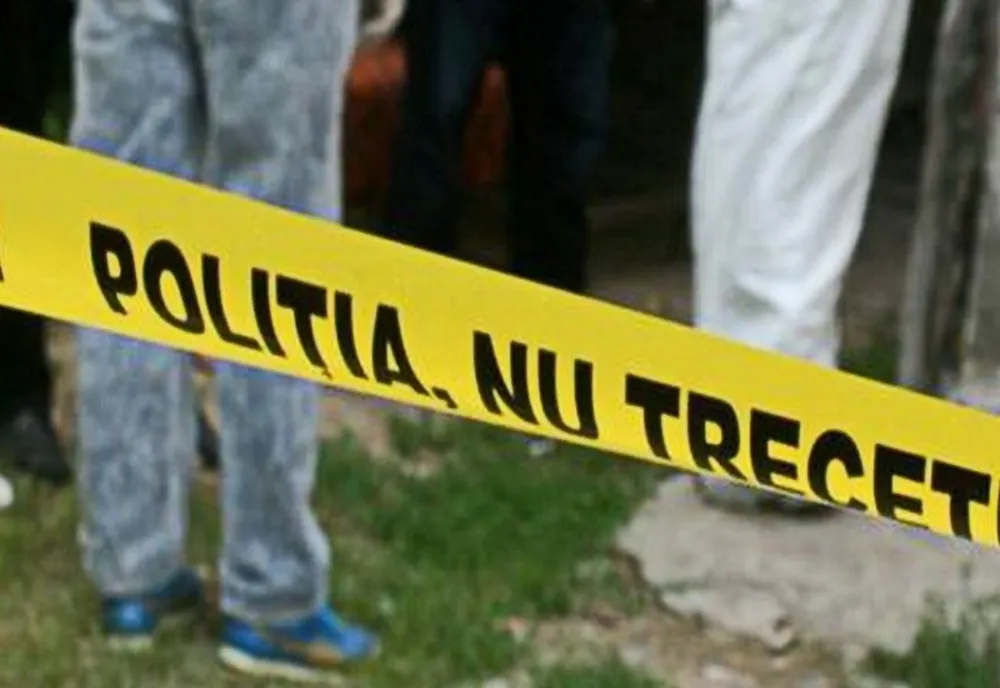 BĂRBAT GĂSIT DECEDAT ÎNTR-UN PARC DIN CRAIOVA