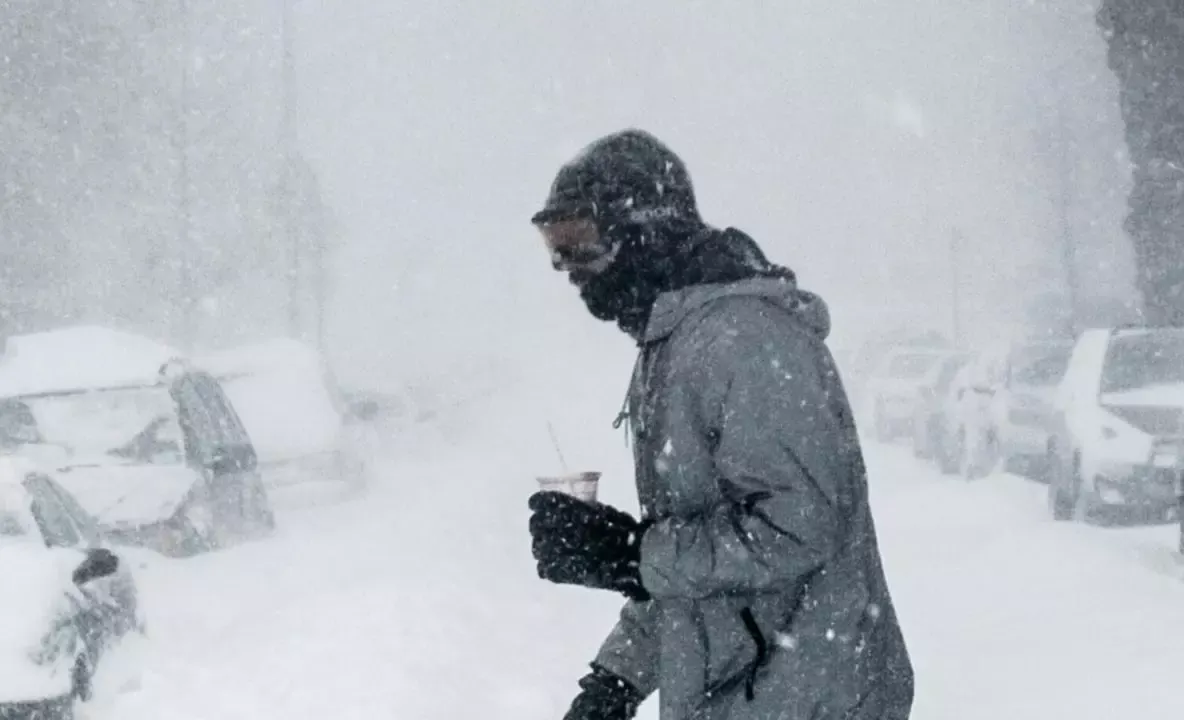 După ce viscolul a făcut prăpăd în țară, meteorologii spun că ne așteptăm la o perioadă de ploi 