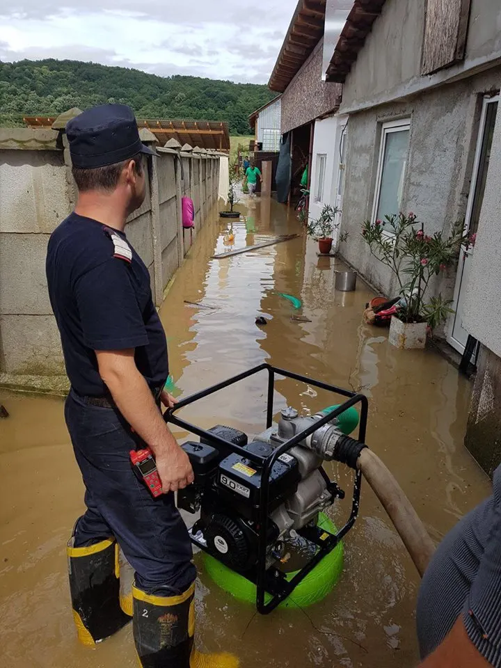 inundatiiiiii