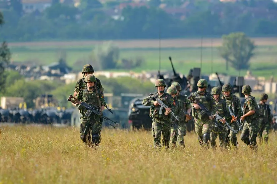 image-2017-07-10-21877570-70-militari-exercitiul-saber-guardian-2017