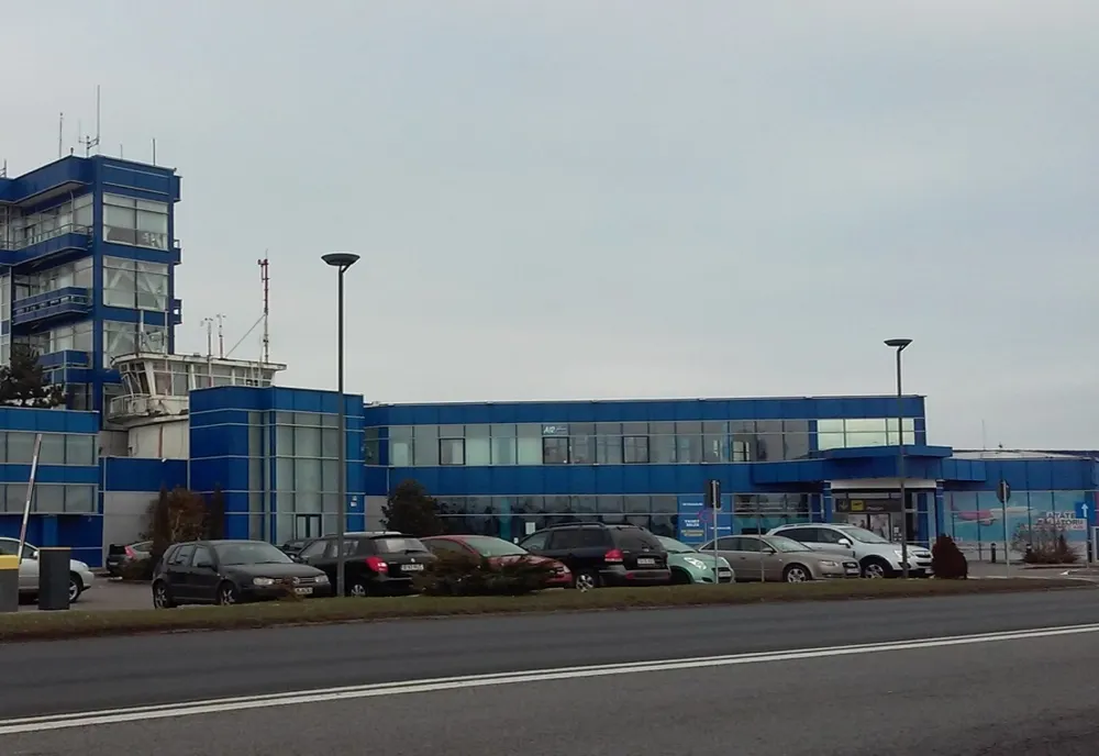 Sens giratoriu în zona Aeroportului Craiova 