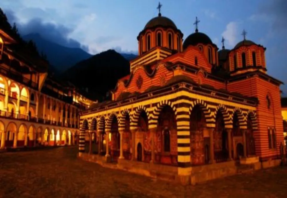 Doljenii și gorjenii pleacă în Bugaria sau Turcia, în minivacanța de Paște. Tarifele pentru extern, sub cele din țară 