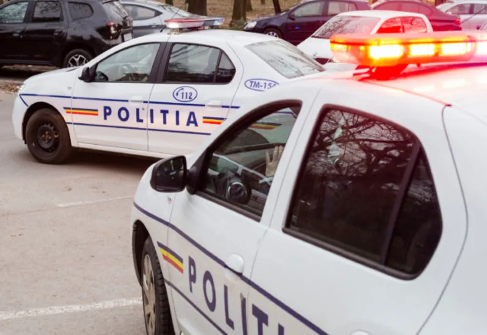 Accident pe Centura de Nord a Craiovei. Autoutilitară răsturnată, șofer băut  
