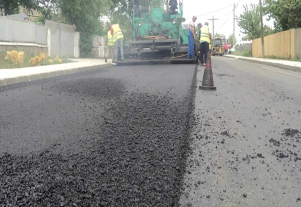 A fost semnat contractul de finanțare pentru modernizarea unui tronson din drumul Segarcea-Zăval 