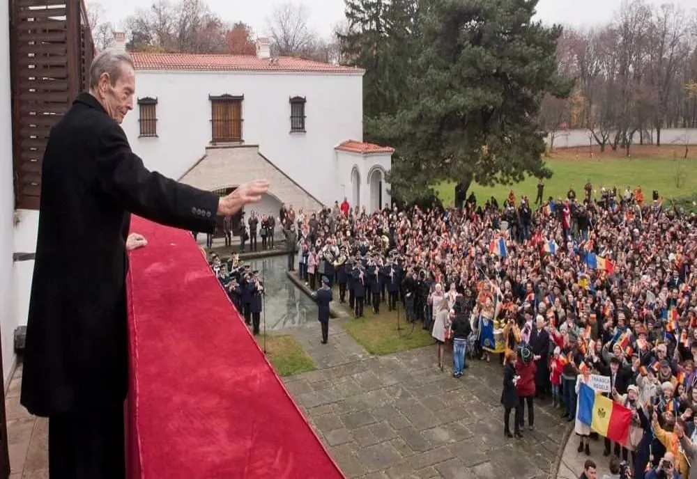 Regele Mihai:Timpul României voastre a început!