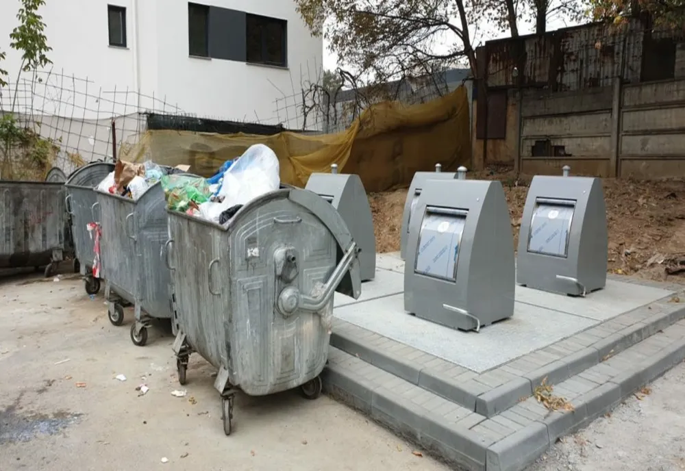 50 de platforme îngropate au fost relocate in Craiova