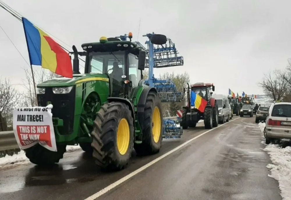Protestul fermierilor și al transportatorilor continuă și astăzi: revolta a cuprins toată țara. Sorin Grindeanu ține cu dinții de scaun