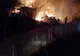 VIDEO. Incendiu la o vopsitorie auto din Craiova. Două mașini au ars, alte șase sunt în pericol