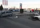 Impact între două mașini, pe o stradă din Craiova. Un stâlp de iluminat stradal a fost doborât, lovind un al treilea autoturism 