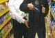 Poliţist de penitenciar, prins la furat într-un magazin din Craiova